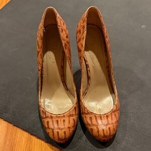 Talbots Textured Tan Heels